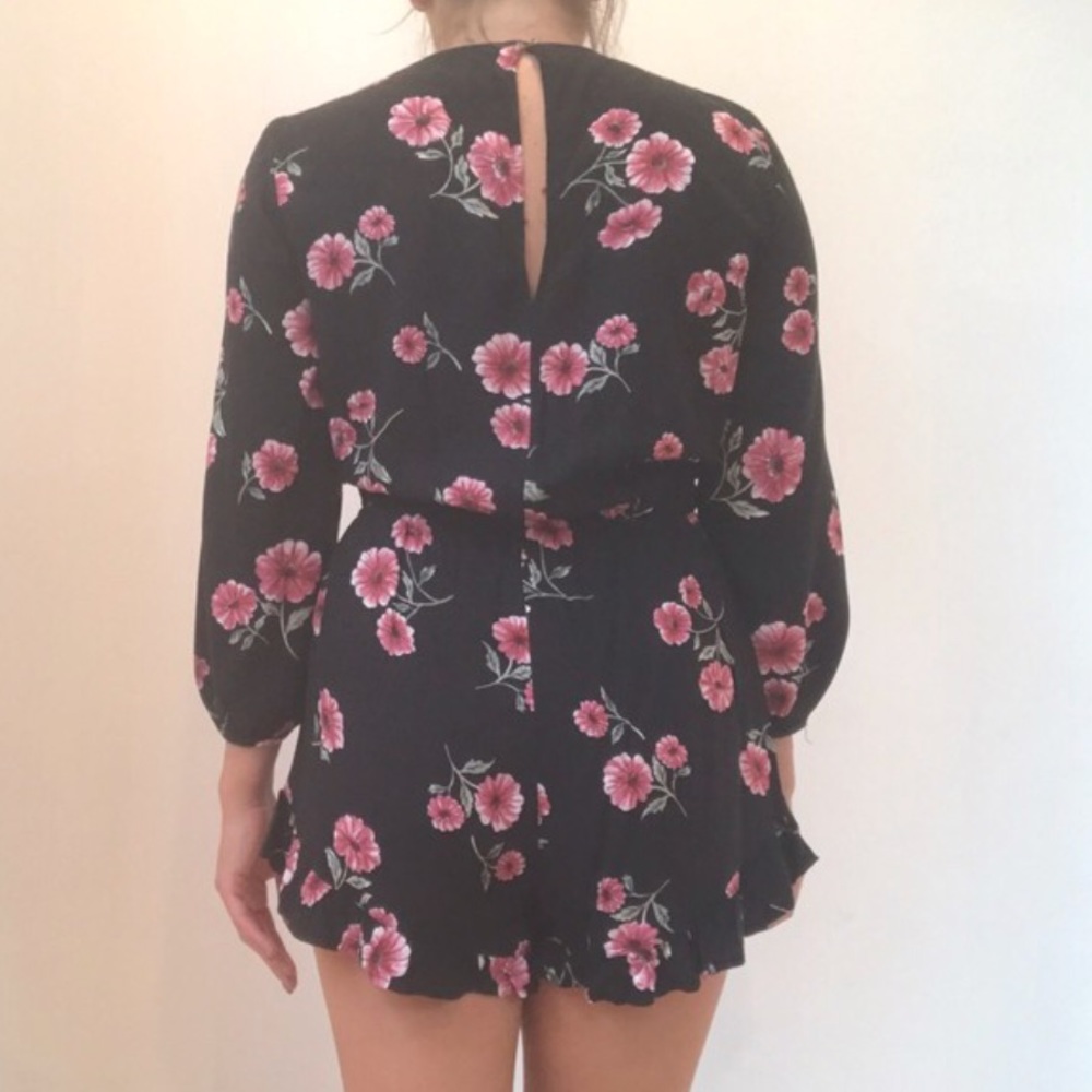 Floral Romper with Front Tie - Picture 3 of 5